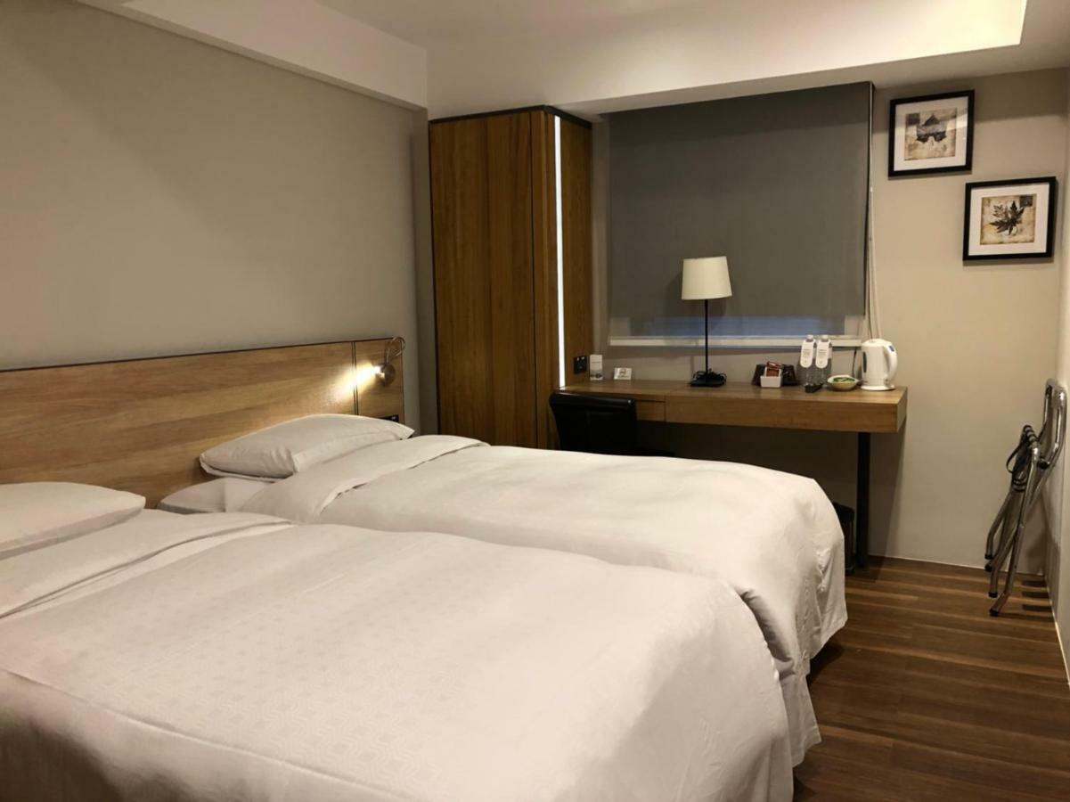 Simple + Hotel Tajpej Kültér fotó